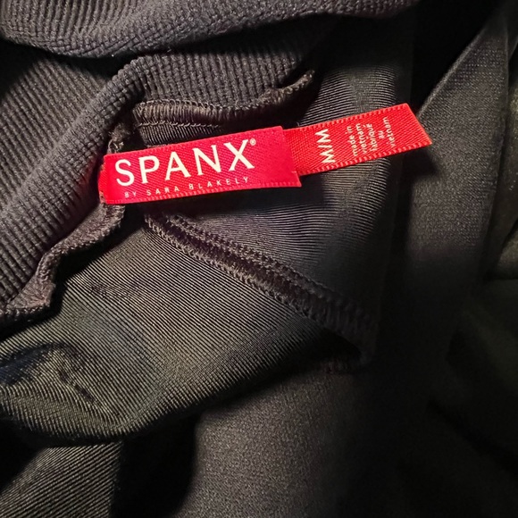 ***SOLD*** Spandex Maternity Faux Leather Leggings - Picture 5 of 5